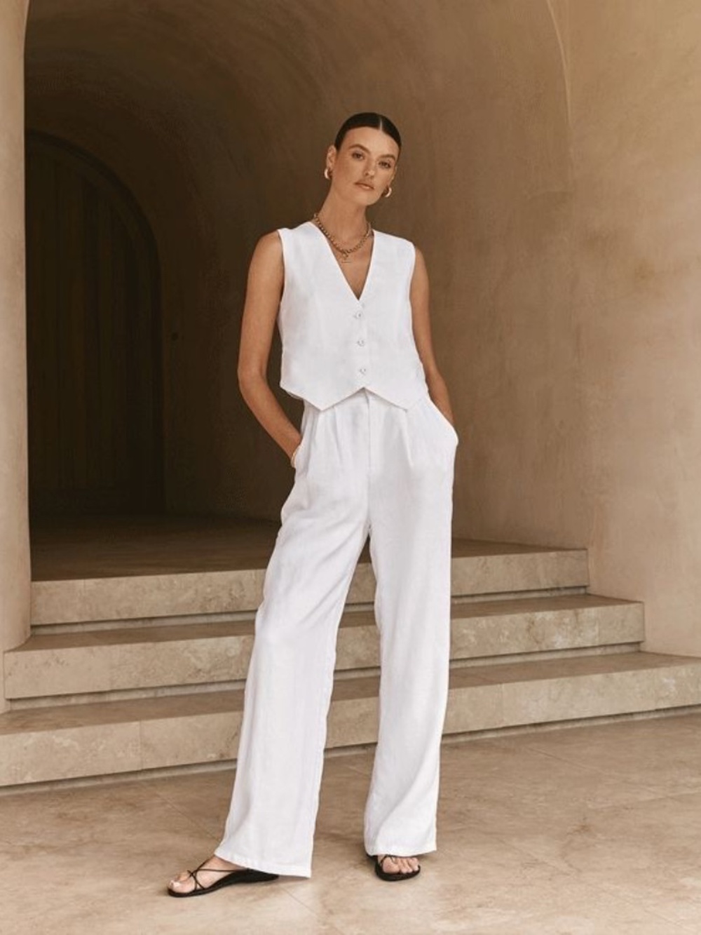 DISSH Norah White Linen Vest and Pant Set 2